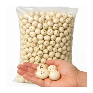 A large bag filled with 6 Soota Raw Fool Makhana, with a handful of makhana displayed in the foreground, showcasing its extra-large size and premium quality.